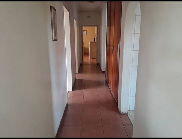 3 BEDROOM HOUSE FOR SALE IN RUSTENBURG CENTRAL